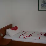 Hotell & Zur Linde