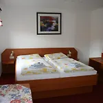 & Zur Linde 3* Hermsdorf (Thuringia)