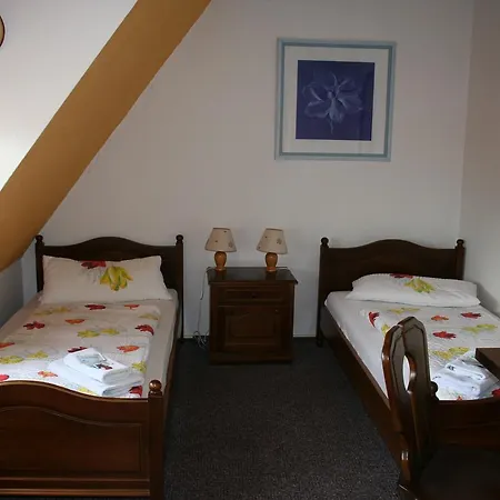 & Zur Linde 3* Hermsdorf (Thuringia)