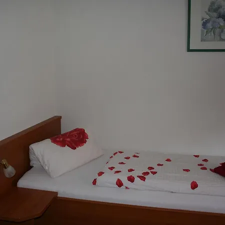 Hotel & Zur Linde