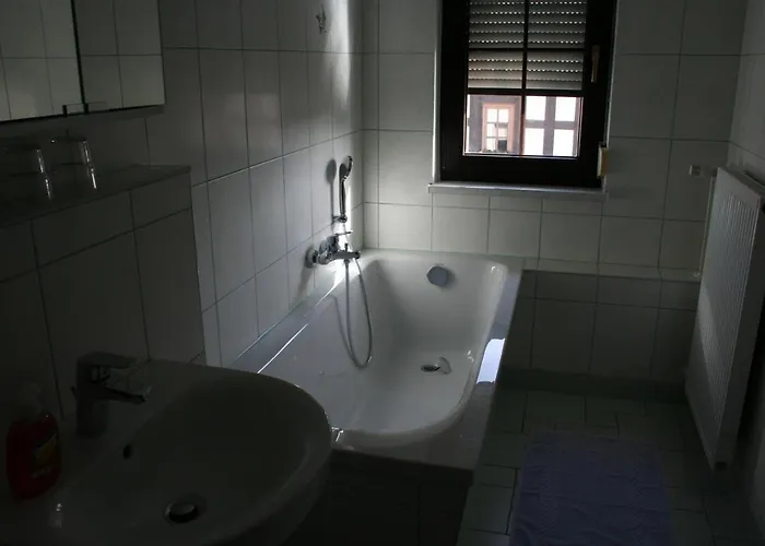 & Zur Linde Otel Hermsdorf (Thuringia)