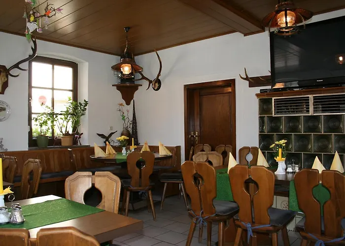 & Zur Linde Hermsdorf (Thuringia)